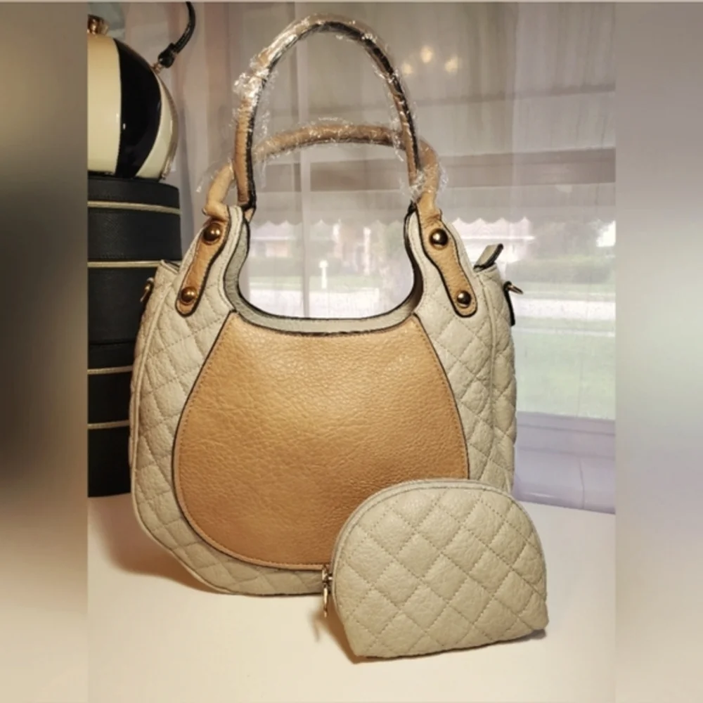 Structured  Hobo Shoulder Bag with Mini Pouch